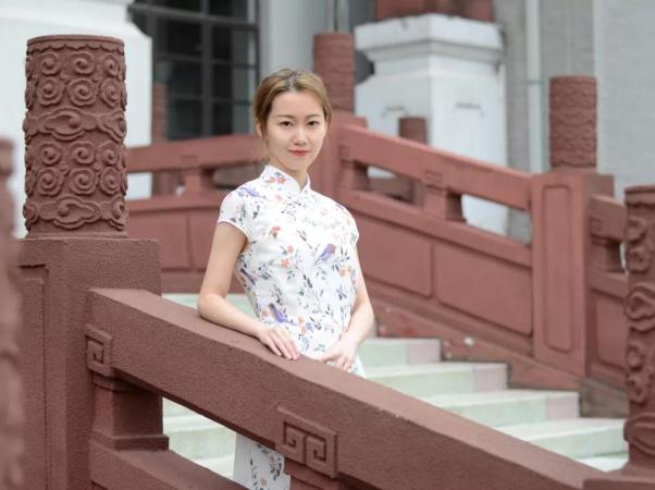体操房大学生_大学生体操视频_大学生体操运动视频锻炼