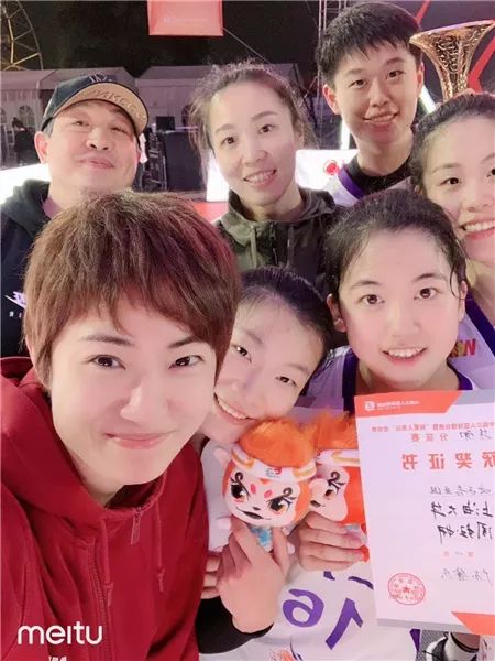 篮球世间冠军_世间篮球冠军有哪些_世间篮球冠军都有谁
