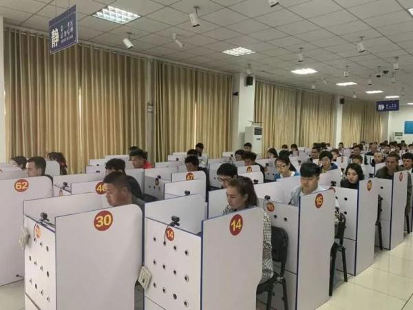 驾校生活作文_驾校生活常识_常识驾校生活技能大赛