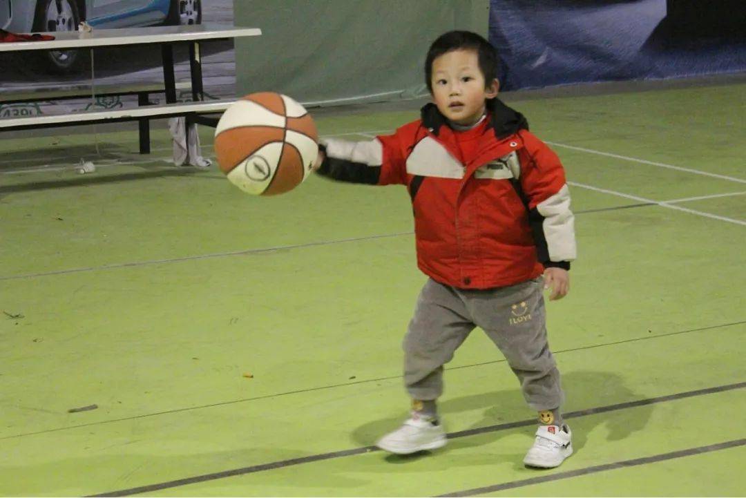 桂林市大众篮球赛直播冠军_2020桂林大众篮球赛_桂林篮球比赛
