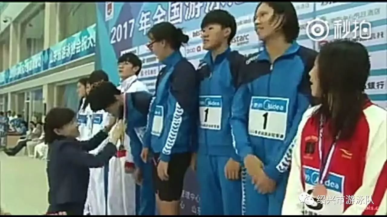 游泳比赛的冠军_游泳比赛中的冠军到底是谁_游泳冠军比赛中是什么奖项