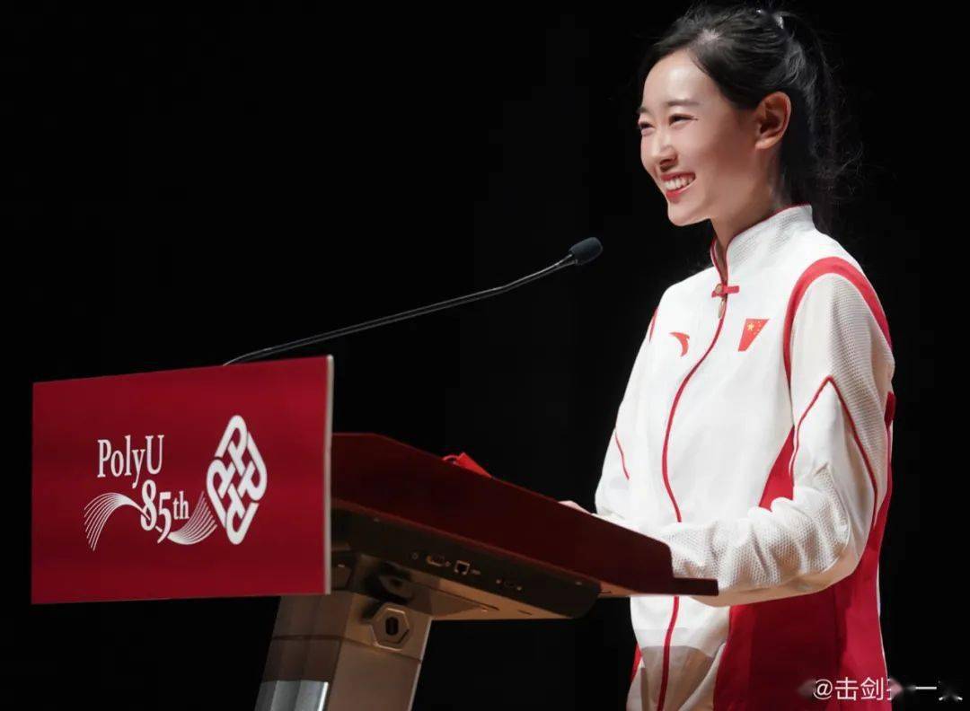 孙一文击剑获奖感言_击剑冠军孙一文演讲_击剑孙一文颁奖