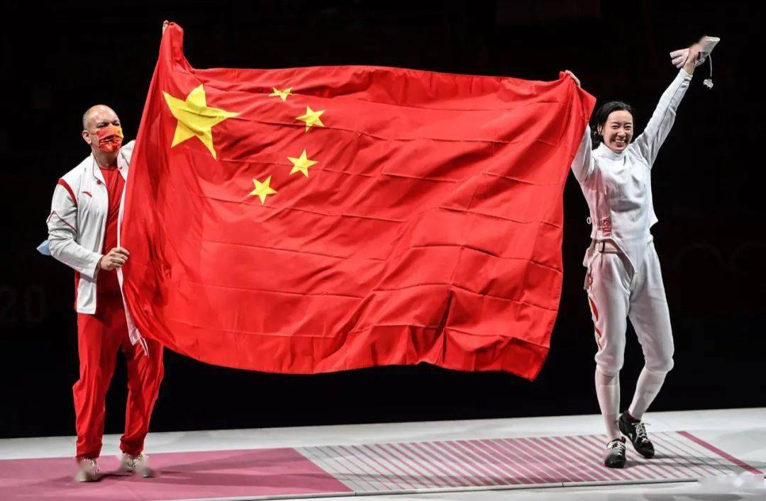 孙一文击剑获奖感言_击剑冠军孙一文演讲_击剑孙一文颁奖