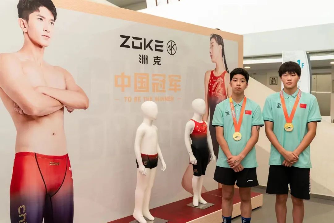 武汉女孩游泳冠军_游泳武汉冠军女孩叫什么_游泳武汉冠军女孩视频