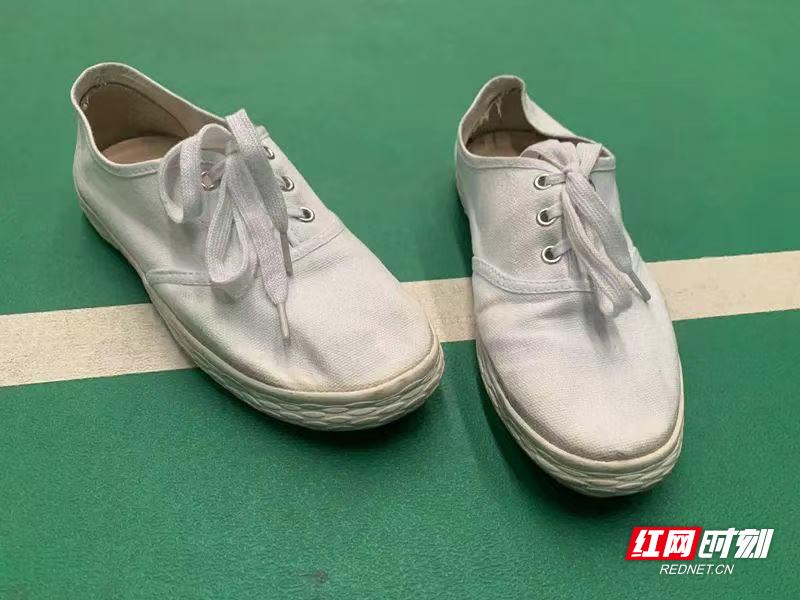 株洲篮球总冠军是谁呀_篮球株洲冠军是谁_株洲篮球队