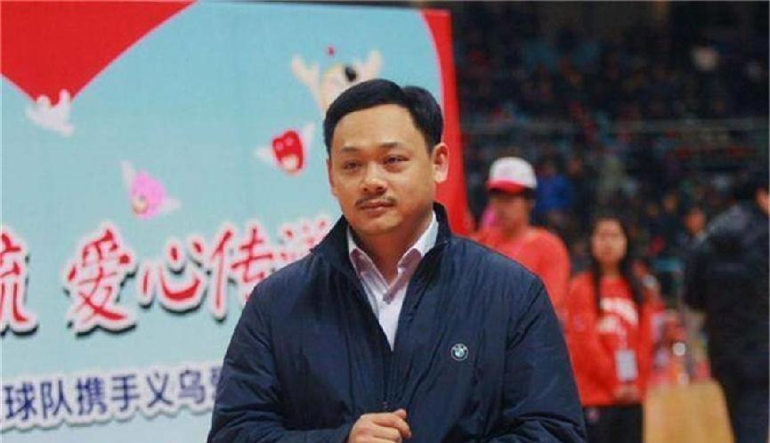 抚顺体育运动学校举重队_辽宁举重队_举重冠军教练抚顺人是谁