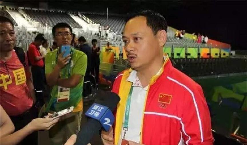 抚顺体育运动学校举重队_举重冠军教练抚顺人是谁_辽宁举重队